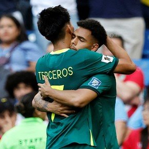 Bolivia se lo dio vuelta a Surinam y quedó a un partido del Mundial 2026