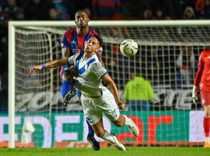Fue empate entre San Lorenzo y Vélez. (FOTOBAIRES)