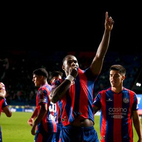 Con golazos, San Lorenzo derrotó a Deportivo Cuenca y ganó su primer partido en la Sudamericana