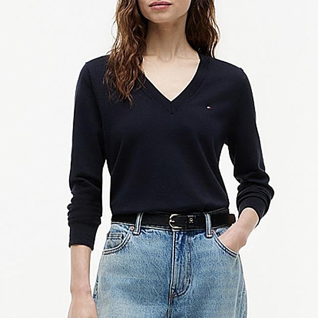 Jersey de punto con escote en pico de Tommy Hilfiger, 99,90 euros.