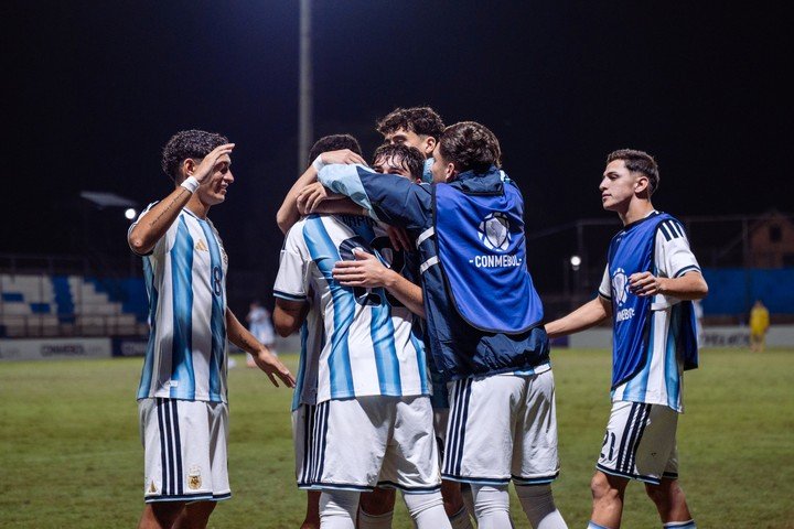 Argentina superó a Ecuador y está en la final ante Colombia. (Prensa Selección).