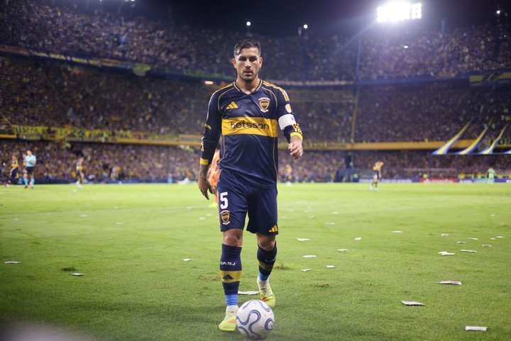 Leandro Paredes, emblema y figura de Boca. (EFE/ Juan Ignacio Roncoroni)