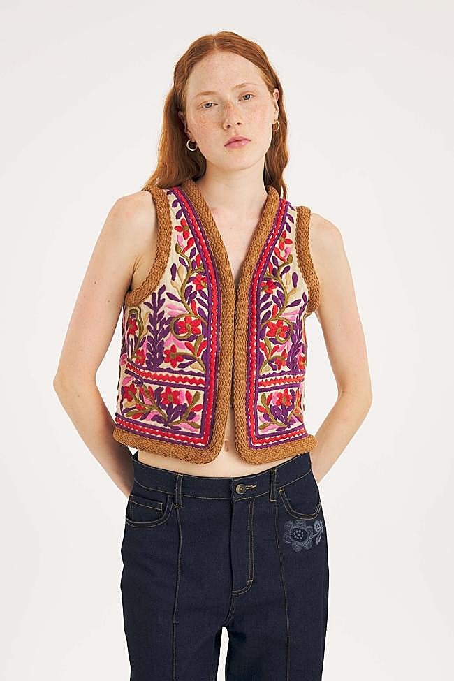 Chaleco con detalle bordado de Antik Batik,