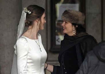 La princesa que se ha casado en bailarinas y un vestido de novia de satén: la boda de Leopoldina de Liechtenstein en Lisboa