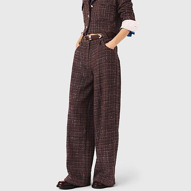 Pantalón marrón estampado de Maje, 127,50 euros.