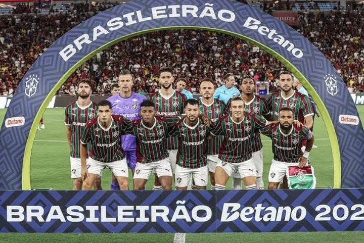 Luciano Acosta, uno de los titulares de Fluminense, fue reemplazado por lesión (Prensa Fluminense).