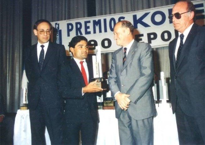 Santos Laciar recibe el Premio Konex. (FOTO: Fundación Konex)