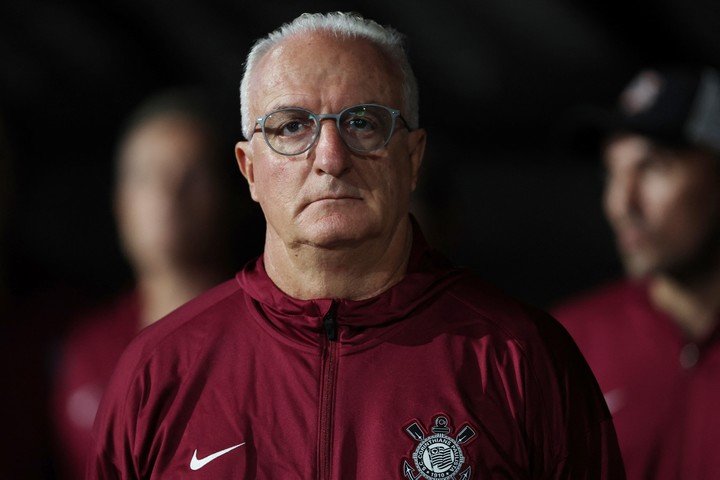 Doríval Junior ante Inter (Reuters).