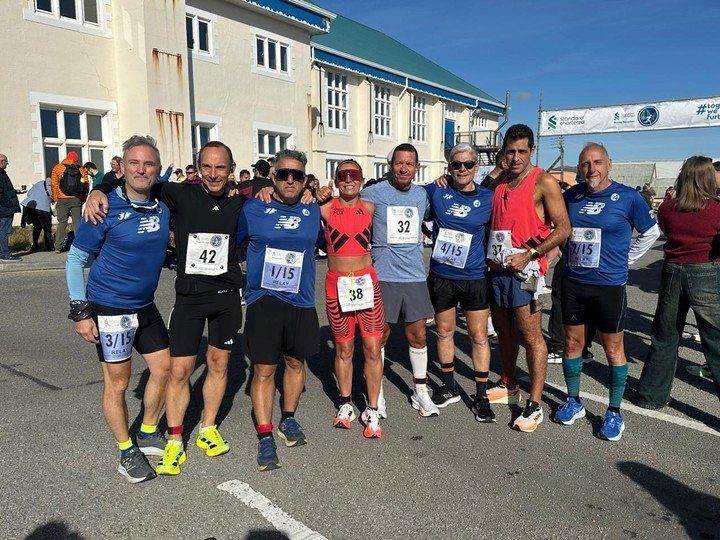 Candela Cerrone y los argentinos en Malvinas.