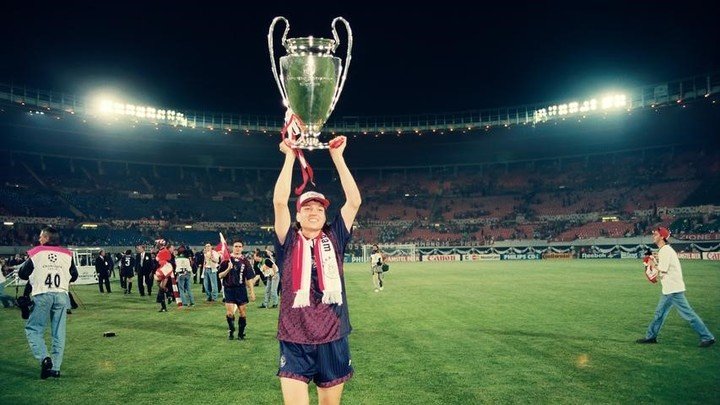 El escandinavo fue una de las figuras del histórico Ajax de van Gaal que ganó la Champions League. 