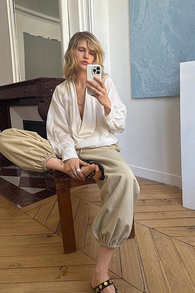 Camisa blanca de Massimo Dutti (79,99 euros)