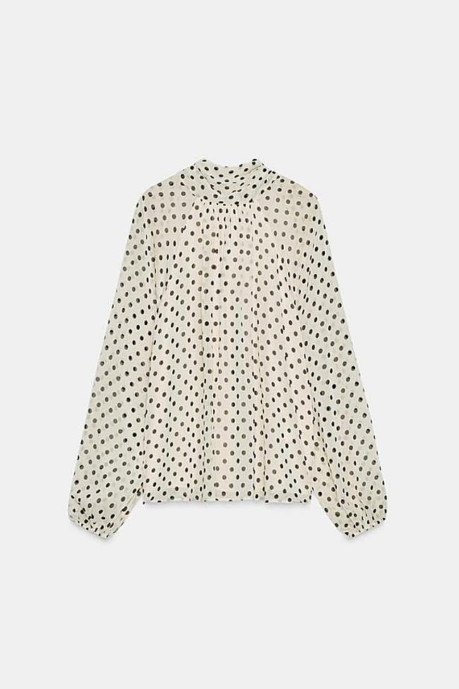 Selección de prendas de lunares