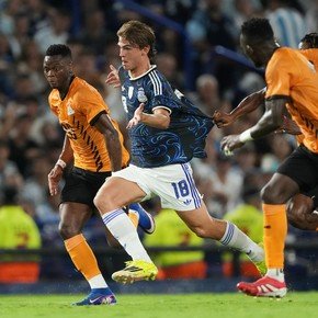 Con cinco zurdos, el inédito 11 de Argentina para cerrar el partido con Zambia