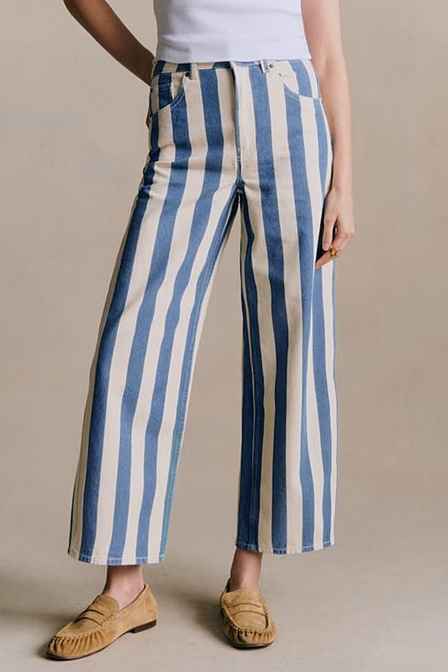 Vaqueros con estampado de rayas clásico de Sézane.