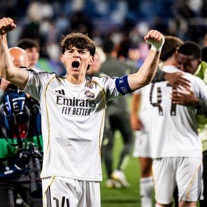 Ganó la Champions juvenil con el Real Madrid, es hijo de argentinos y celebró el título a lo Messi