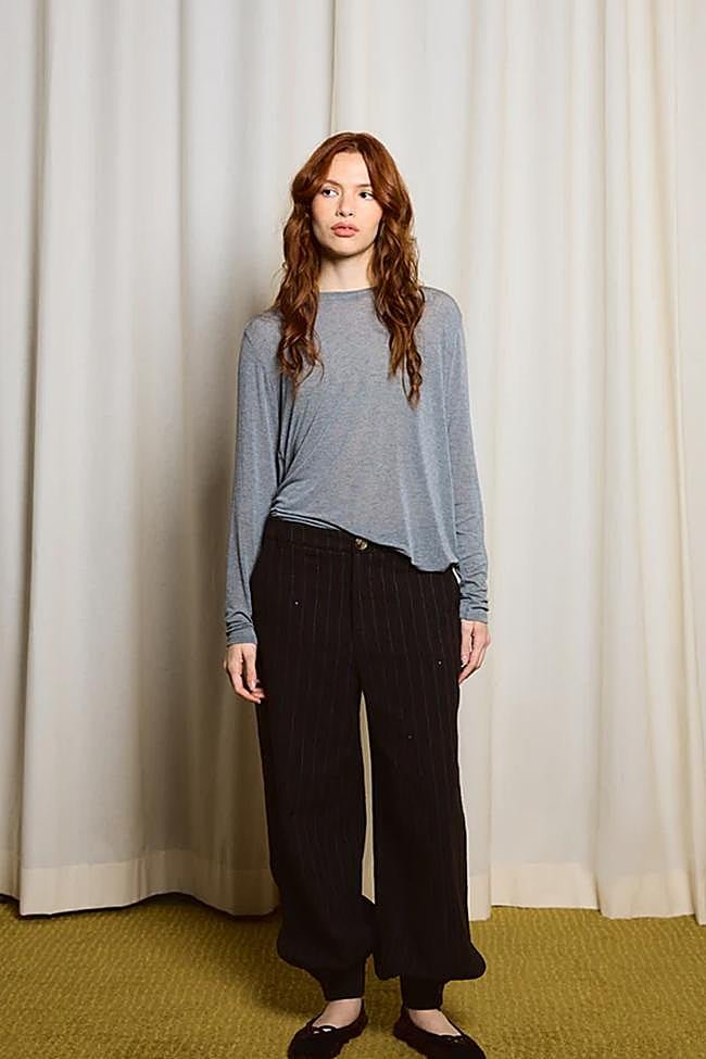 Pantalón bombacho con estampado de rayas de Seasons by Macabla.