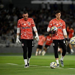 River y los convocados para ir a Brasil: la decisión que tomó Coudet con Armani