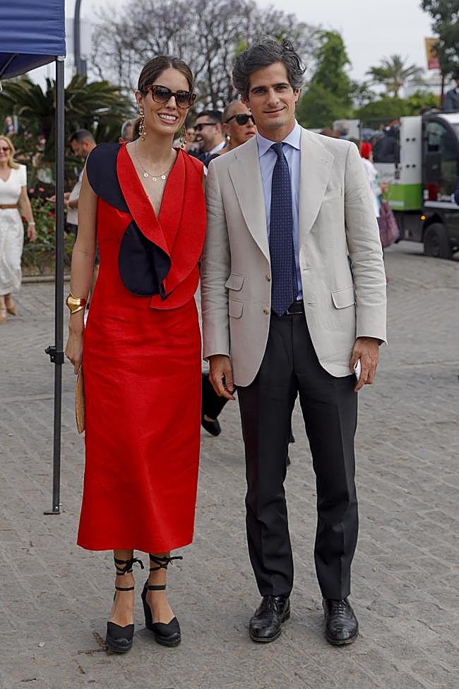 Sofía Palazuelo con un vestido de Devota & Lomba.