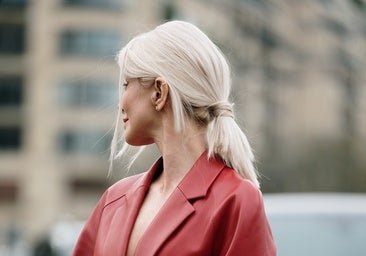 ¿Funciona la biotina? Analizamos el suplemento favorito para evitar la caída del pelo y fortalecer las uñas