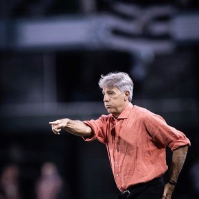 Vasco contra Barracas: no viajaron el técnico ni los titulares