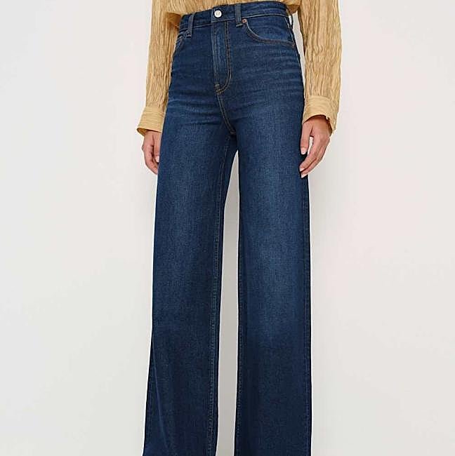 Vaquero tubo estufa de pernera de Reformation, 198 euros.