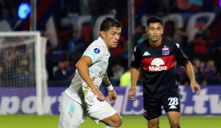 Pity Martínez se fue expulsado a los 57 minutos de partido.