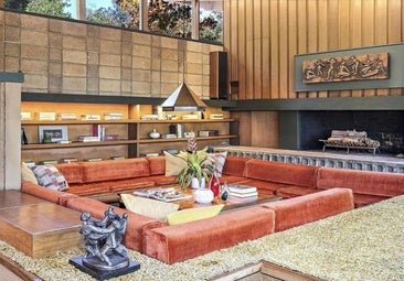 Qué son los conversation pits, la inesperada tendencia deco para el salón que está arrasando