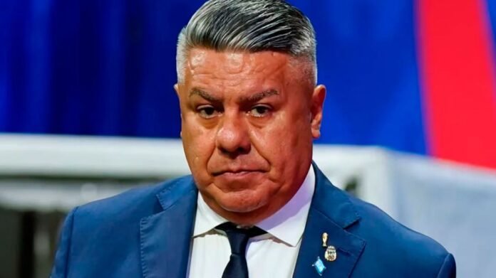 ADEPA cuestionó el fallo que prohíbe a cronistas acercarse a Claudio Tapia por considerarlo