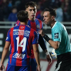 La bronca de San Lorenzo y la insólita estadística de Dóvalo