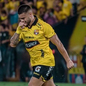 Le hizo el gol a Boca en Ecuador, pero destacó el "guante" de Paredes y se sorprendió con Zeballos