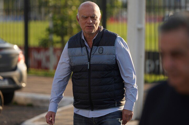 Grindetti apeló ala victimización y Fideo le respondió (AP Photo / Jorge Sáenz)