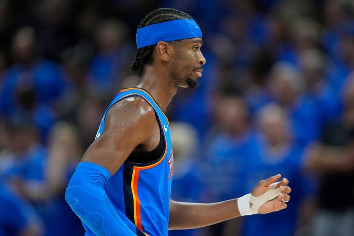Shai Gilgeous-Alexander, el MVP, se queda sin el anillo AP).
