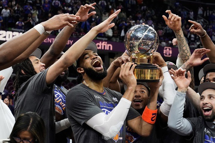 New York, con Karl-Anthony Towns, celebraron el título del Este el 25.