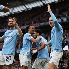 Ganó el City y quedó a dos puntos del líder Arsenal en la recta final de la definición de la Premier
