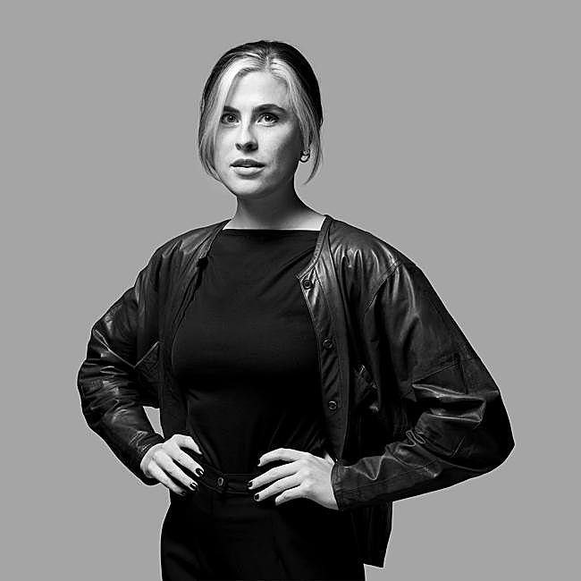 Ellen Hallström, diseñadora de la silla PS 2026.