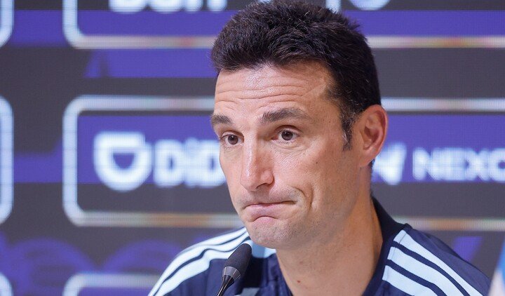 Scaloni tiene decisiones que tomar (EFE / Juan Ignacio Roncoroni).