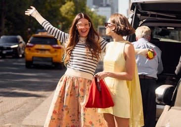 Las faldas favoritas de las expertas en moda que son tendencia esta primavera: estilosas, comodísimas y low cost