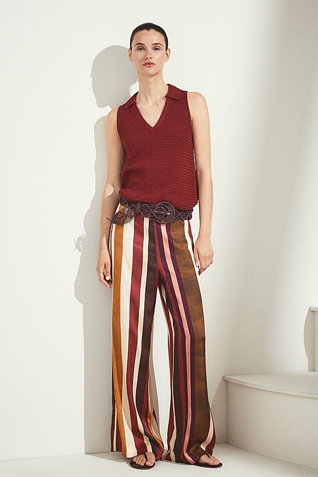 Pantalón con estampado de rayas de Woman El Corte Inglés (49,99 euros)
