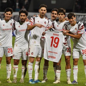 Estudiantes dijo presente: venció a Platense y se quedó con la cima de la Zona A