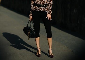 Ideas de looks con pantalones capri: cómo combinar la prenda más difícil de la temporada