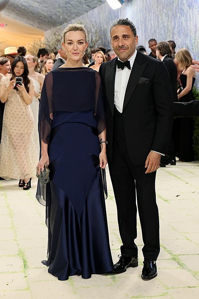 Marta Ortega posó en la alfombra roja de la Gala Met.