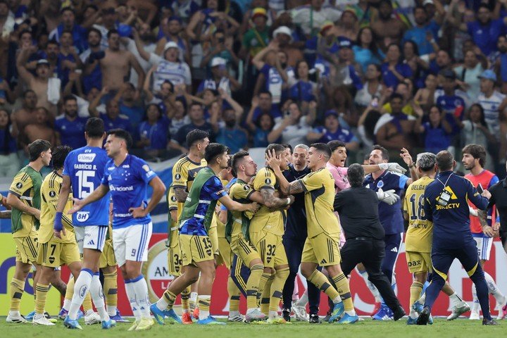 Boca cayó 1-0 con Cruzeiro en Belo Horizonte. (AP Photo/Gilson Lobo)