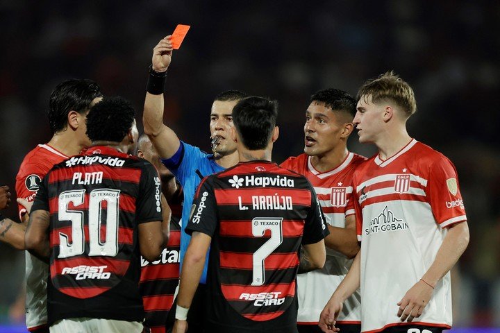 La roja a Plata que Conmebol anuló (EFE).