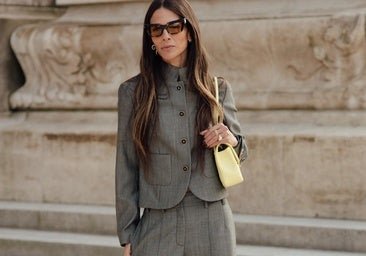 Seis básicos muy prácticos y elegantes para llevar a la oficina en primavera