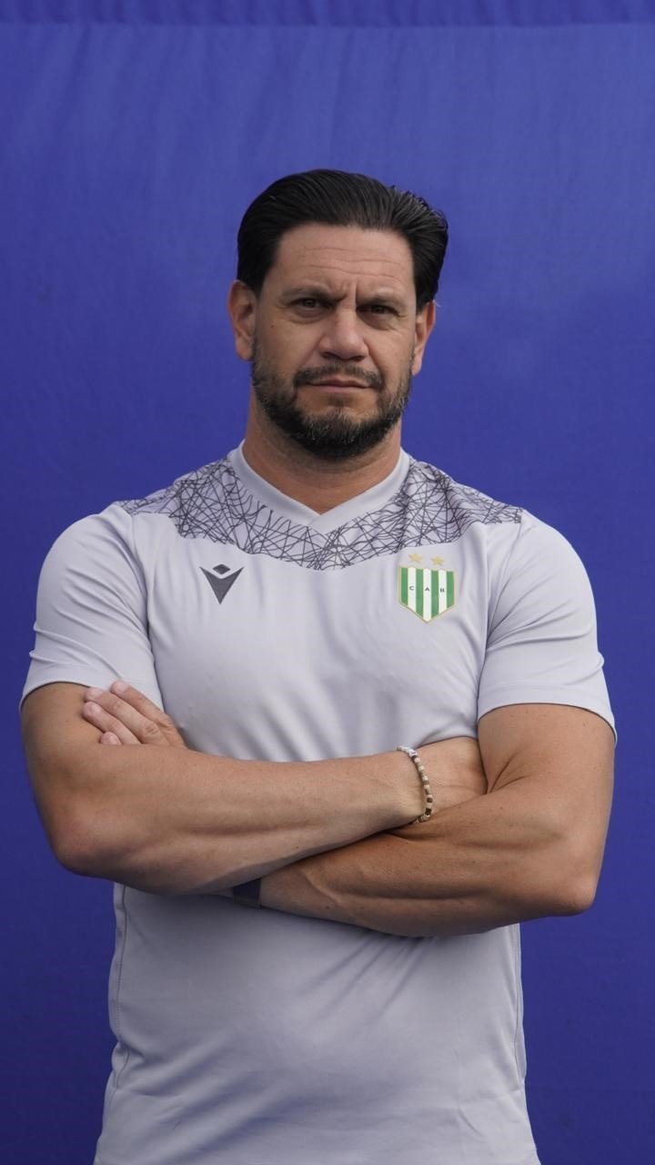Ezequiel Descalzo, médico de Banfield.