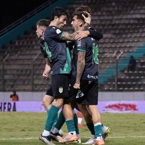 Banfield sufrió, pero eliminó a San Martín (T) por penales y sigue en la Copa Argentina