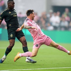 Con un gol y una asistencia de Messi, el Inter Miami le ganó 2-0 a Portland