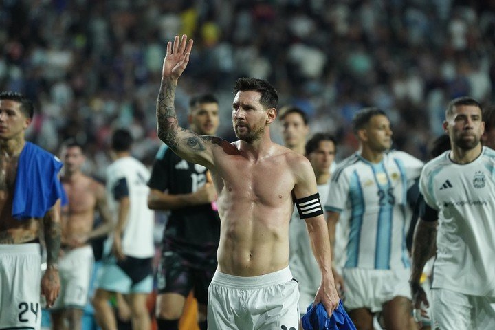 Messi tras el amistoso con Islandia (Foto Juano Tesone/ Enviado especial).