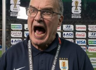 Bielsa: el video de su llegada a Uruguay y ¿qué dijo la periodista a la que le gritó?