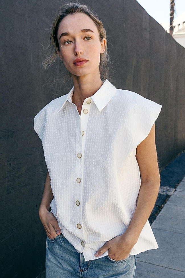 Camisa con manga abullonada de Zara